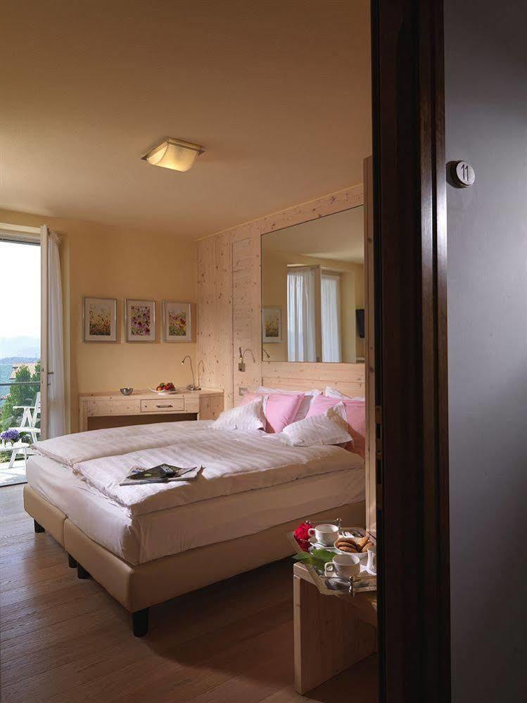 Residence Miralago Rooms & Apartments Manerba del Garda Exterior foto